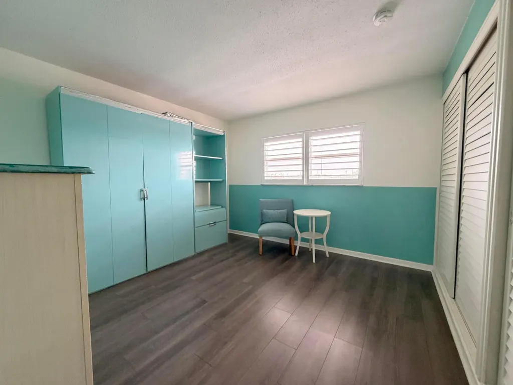 230 N Federal Highway Deerfield Beach FL 33441