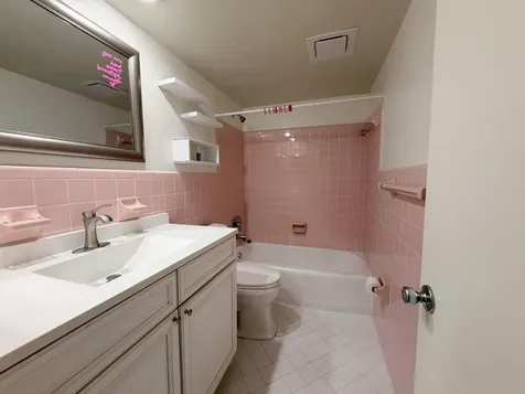 230 N Federal Highway Deerfield Beach FL 33441