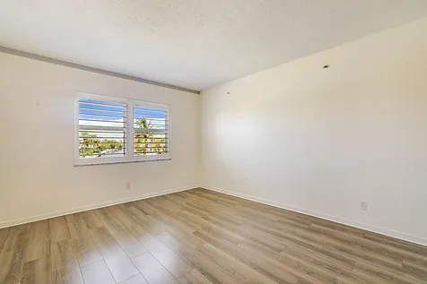 230 N Federal Highway Deerfield Beach FL 33441