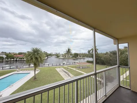 230 N Federal Highway Deerfield Beach FL 33441