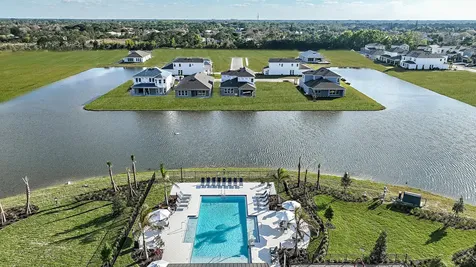 605 SE Ranch Oak Circle Port St Lucie FL 34984