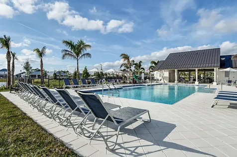 605 SE Ranch Oak Circle Port St Lucie FL 34984