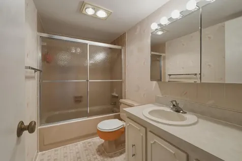 205 SE 11th Terrace Dania Beach FL 33004