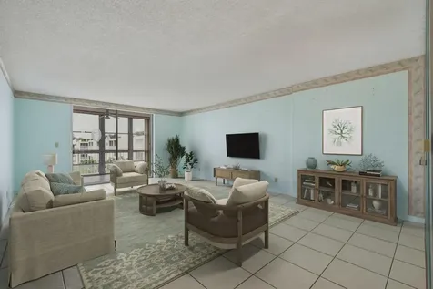 205 SE 11th Terrace Dania Beach FL 33004