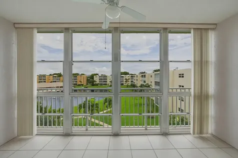 205 SE 11th Terrace Dania Beach FL 33004