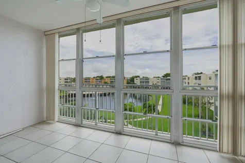 205 SE 11th Terrace Dania Beach FL 33004