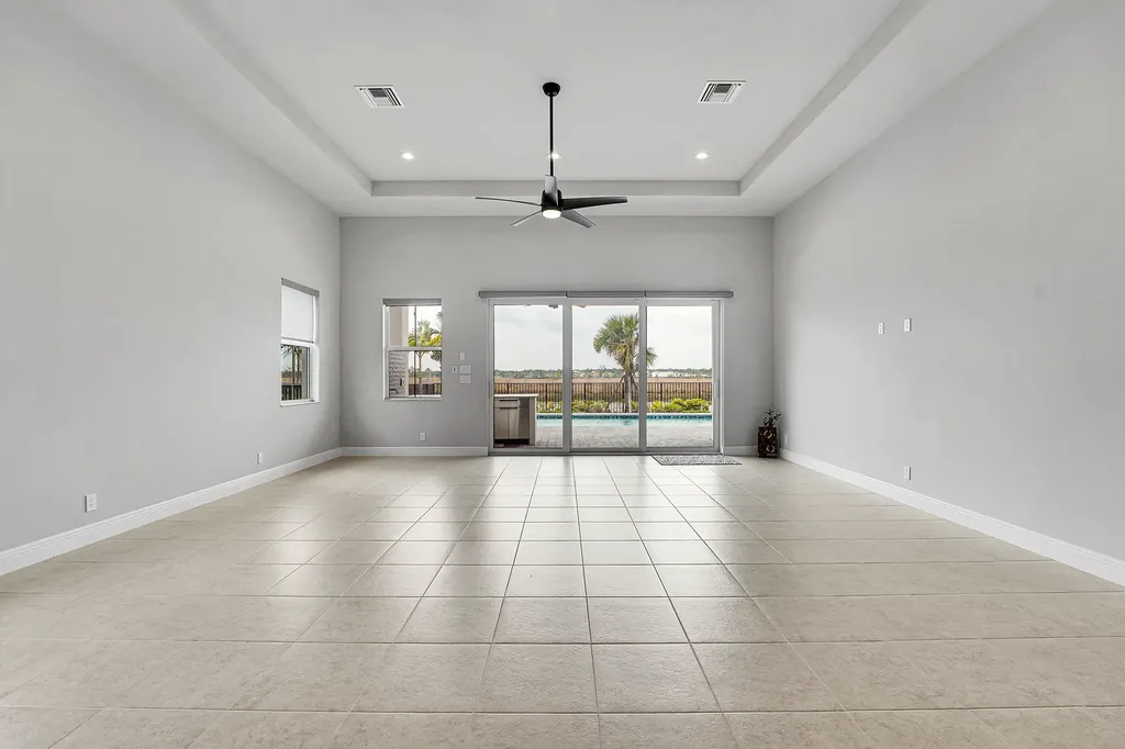 12582 Nautilus Circle Palm Beach Gardens FL 33412