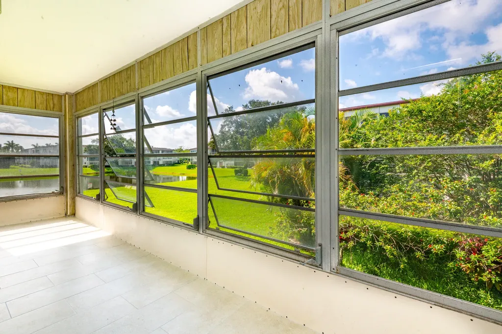 67 Fanshaw B Boca Raton FL 33434