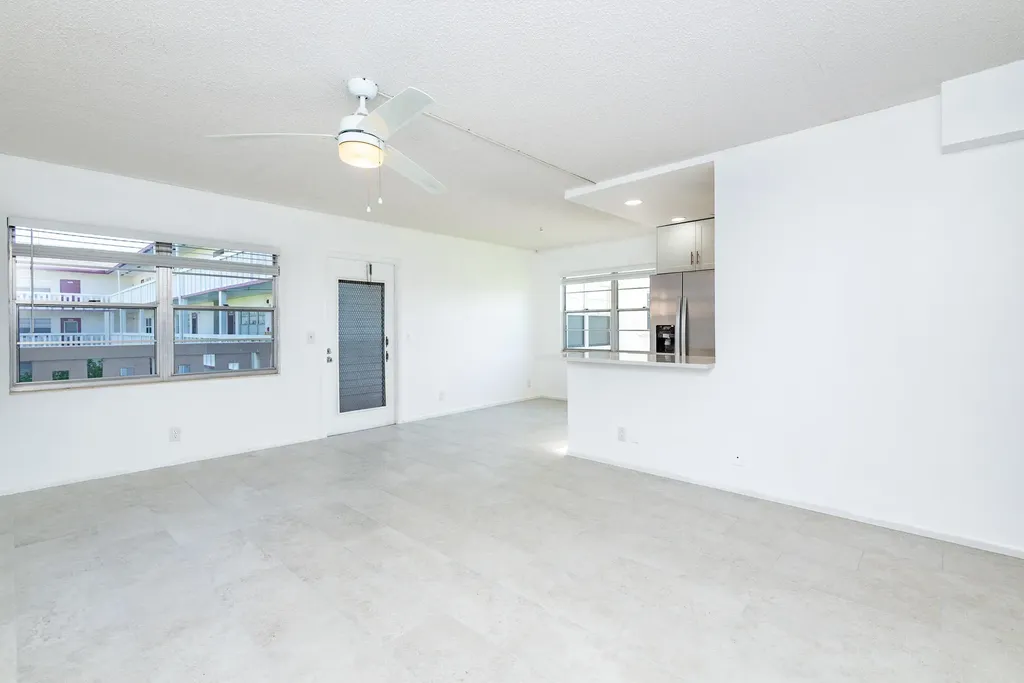 67 Fanshaw B Boca Raton FL 33434