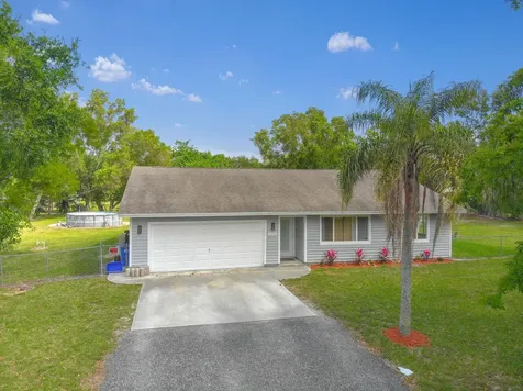 16245 E Burns Drive Loxahatchee FL 33470