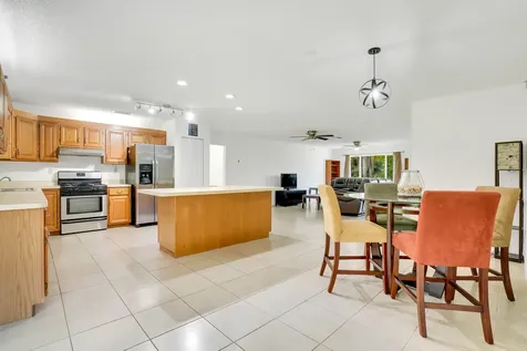 16245 E Burns Drive Loxahatchee FL 33470