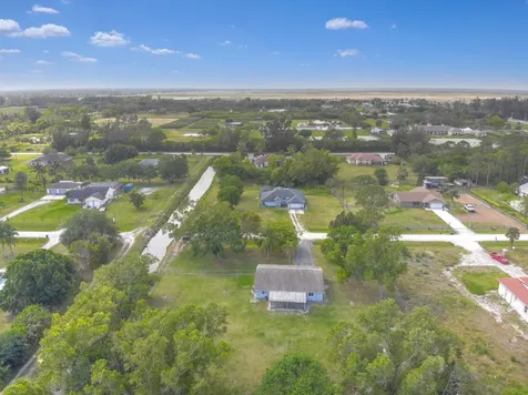 16245 E Burns Drive Loxahatchee FL 33470