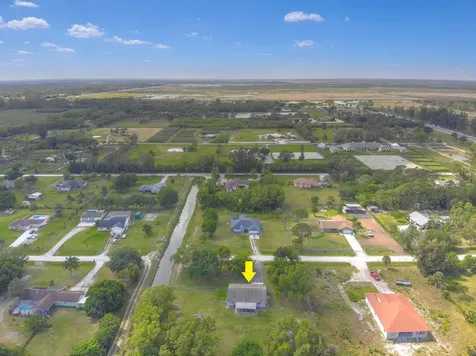 16245 E Burns Drive Loxahatchee FL 33470