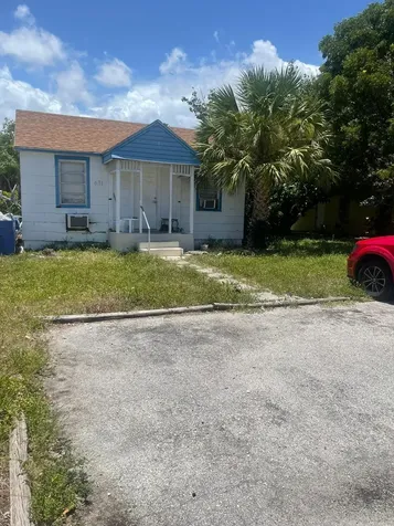 611 N Broadway Lantana FL 33462