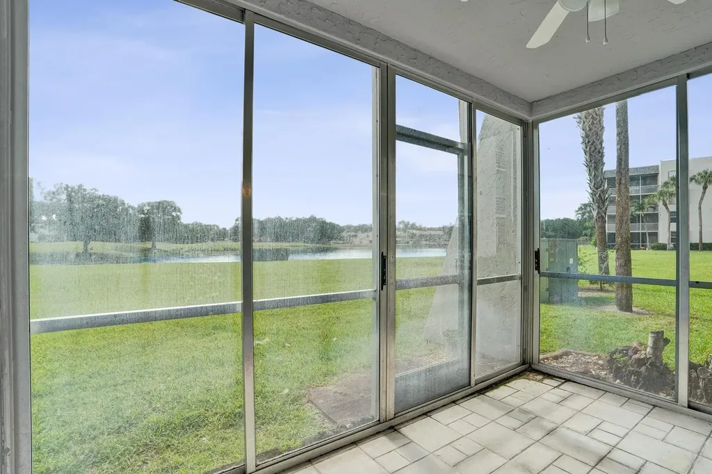 9460 Poinciana Place Davie FL 33324