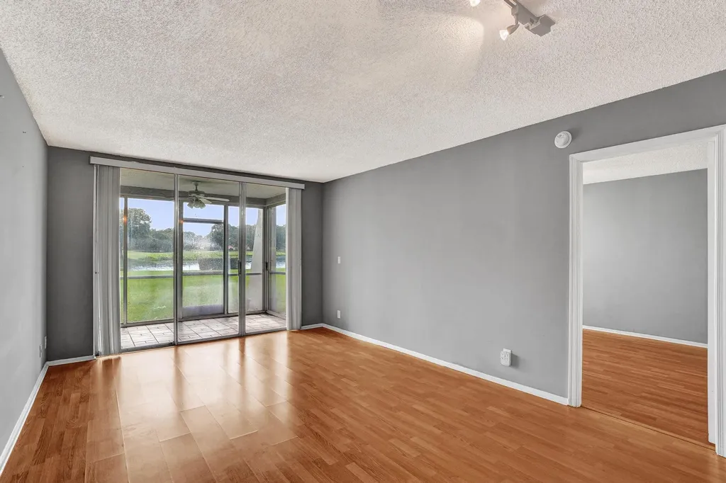 9460 Poinciana Place Davie FL 33324