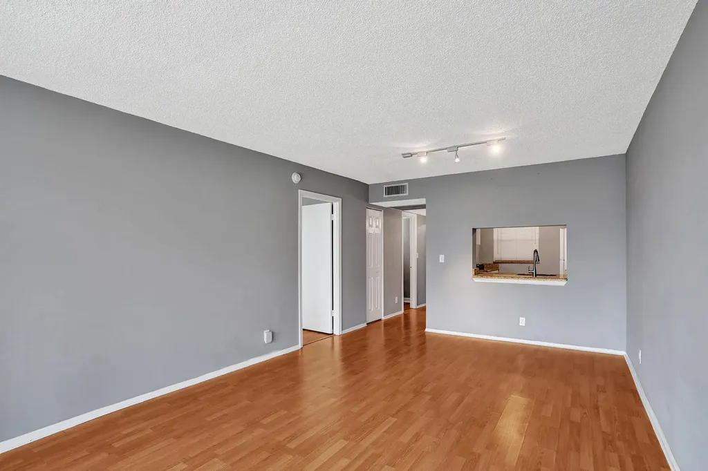 9460 Poinciana Place Davie FL 33324