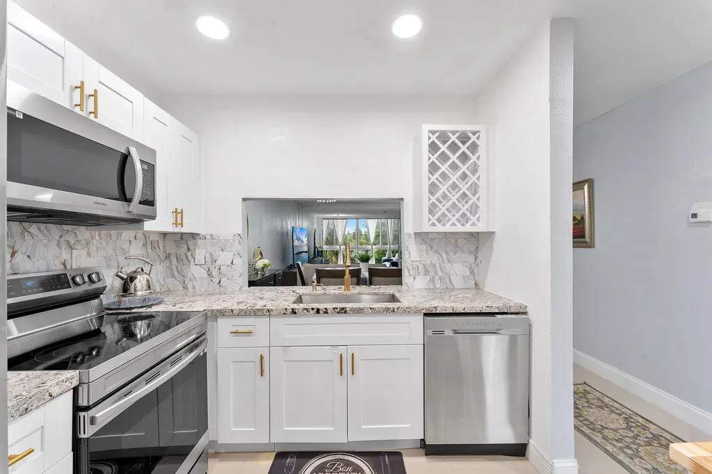 7807 Golf Circle Drive Margate FL 33063