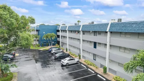 7807 Golf Circle Drive Margate FL 33063