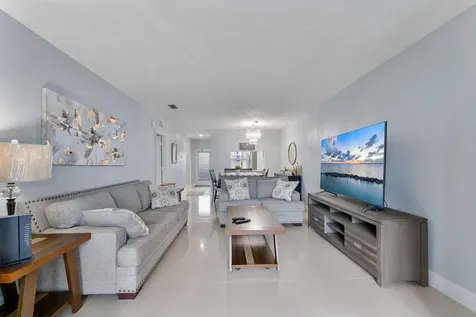 7807 Golf Circle Drive Margate FL 33063
