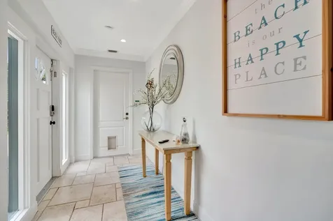 2436 Holly Lane NE Palm Beach Gardens FL 33410