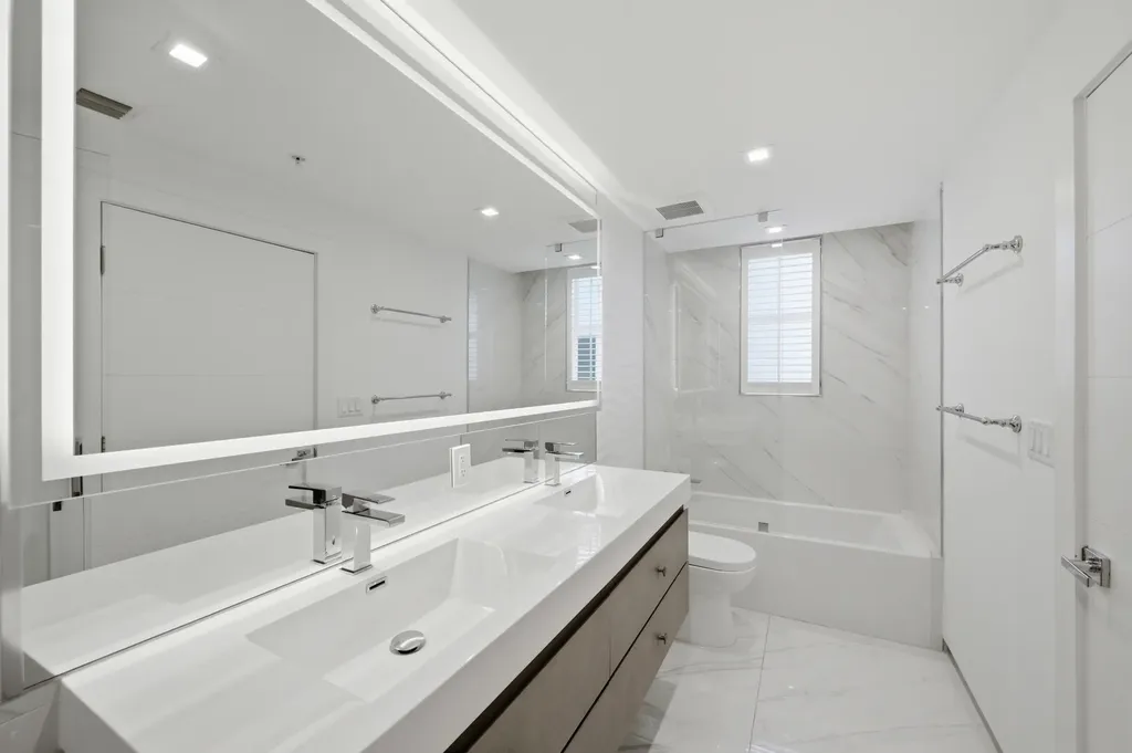 714 NE 14th Avenue Fort Lauderdale FL 33304