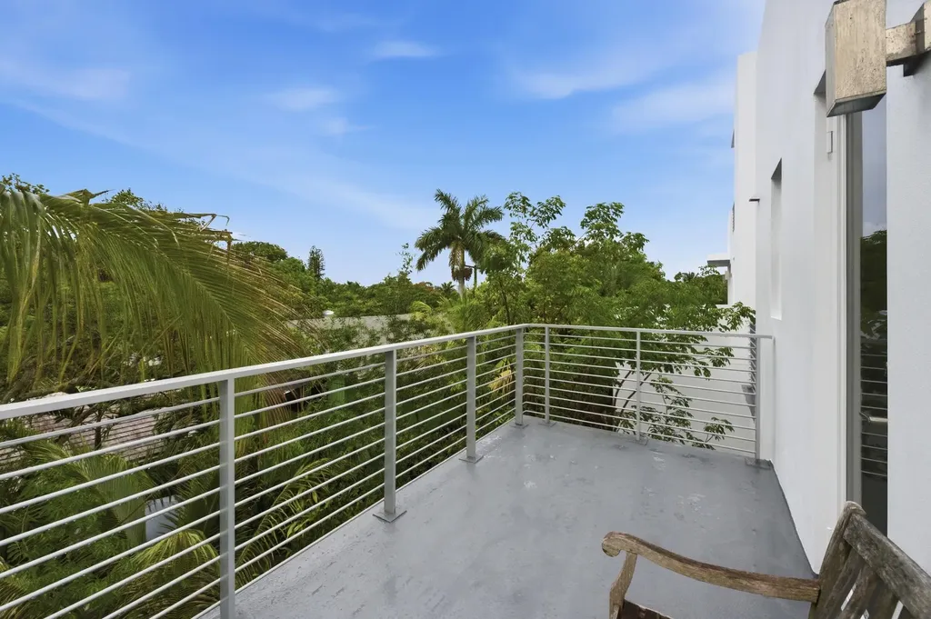 714 NE 14th Avenue Fort Lauderdale FL 33304