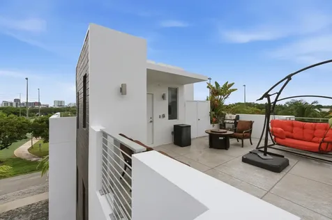 714 NE 14th Avenue Fort Lauderdale FL 33304