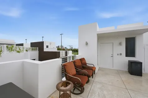 714 NE 14th Avenue Fort Lauderdale FL 33304