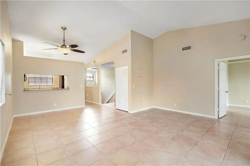 912 Congressional Way Deerfield Beach FL 33442