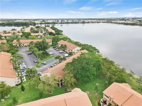 912 Congressional Way Deerfield Beach FL 33442