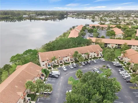 912 Congressional Way Deerfield Beach FL 33442