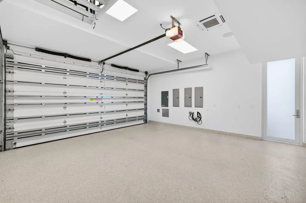 1900 Intracoastal Drive Fort Lauderdale FL 33305