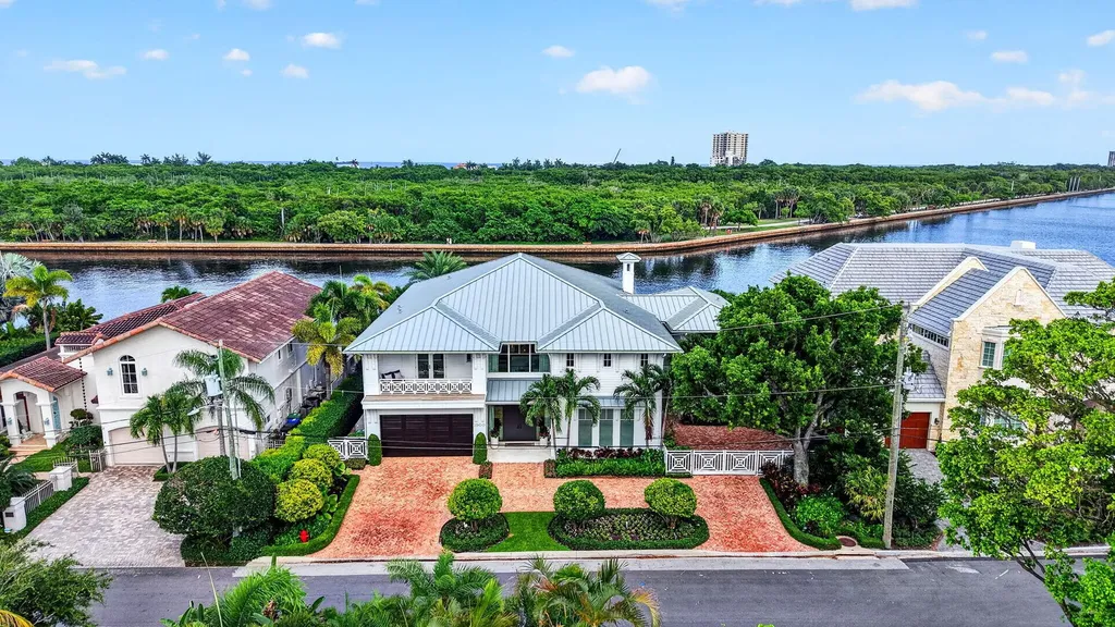 1900 Intracoastal Drive Fort Lauderdale FL 33305
