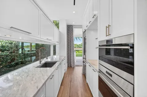 1900 Intracoastal Drive Fort Lauderdale FL 33305