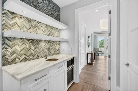 1900 Intracoastal Drive Fort Lauderdale FL 33305