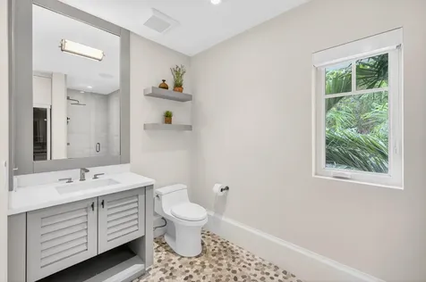 1900 Intracoastal Drive Fort Lauderdale FL 33305