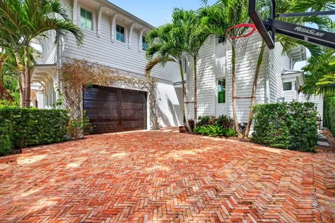 1900 Intracoastal Drive Fort Lauderdale FL 33305