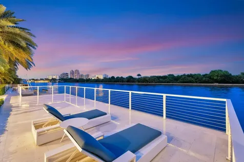 1900 Intracoastal Drive Fort Lauderdale FL 33305