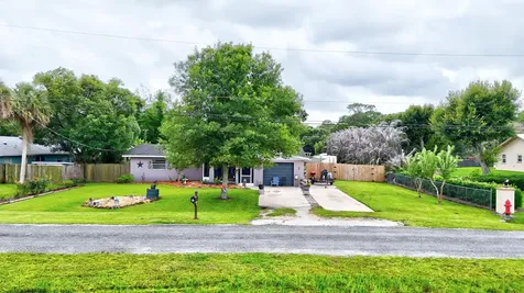 5773 Starcher Avenue Fort Pierce FL 34947