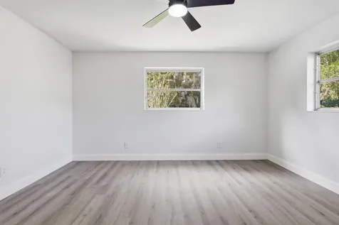 2726 6th Place Vero Beach FL 32968