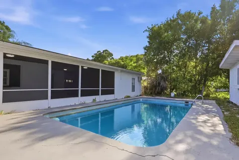 2726 6th Place Vero Beach FL 32968