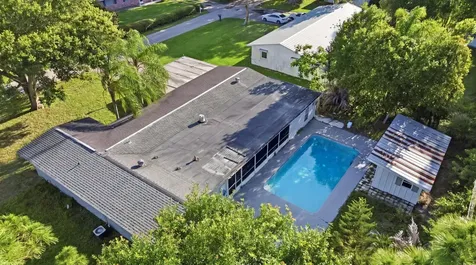 2726 6th Place Vero Beach FL 32968