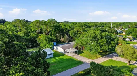 2726 6th Place Vero Beach FL 32968