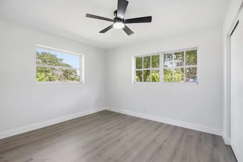 2726 6th Place Vero Beach FL 32968