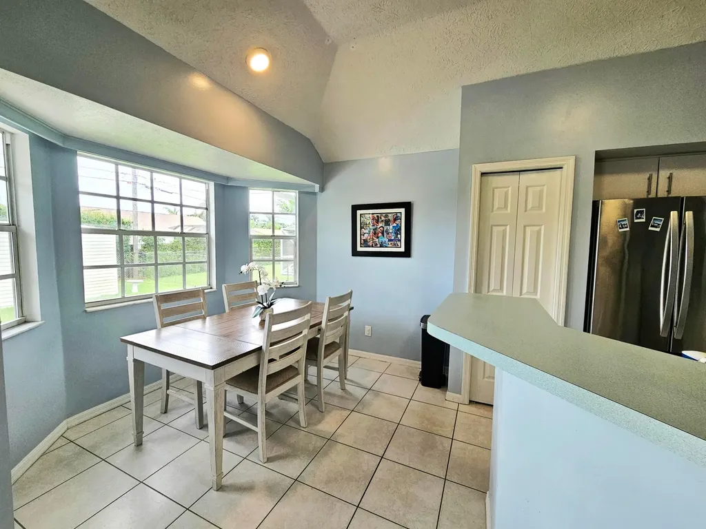 2388 SW Fern Circle Port St Lucie FL 34953