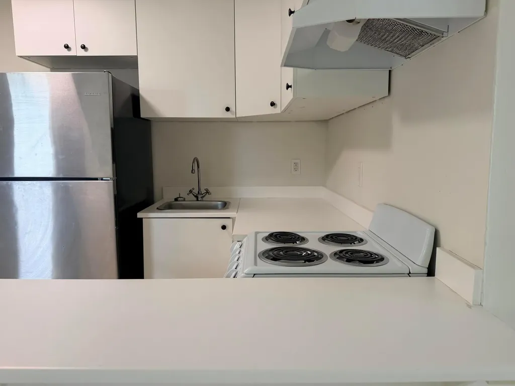 5174 NE 6th Avenue Oakland Park FL 33334