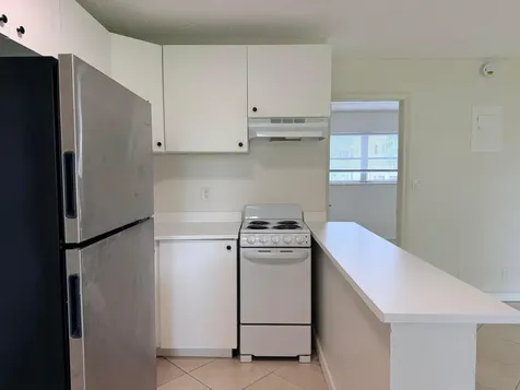 5174 NE 6th Avenue Oakland Park FL 33334