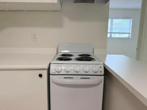 5174 NE 6th Avenue Oakland Park FL 33334