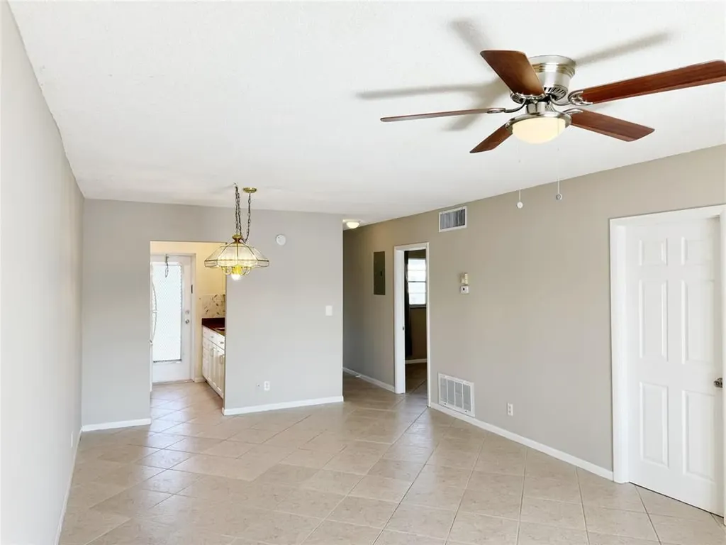 1116 Lake Terrace Boynton Beach FL 33426